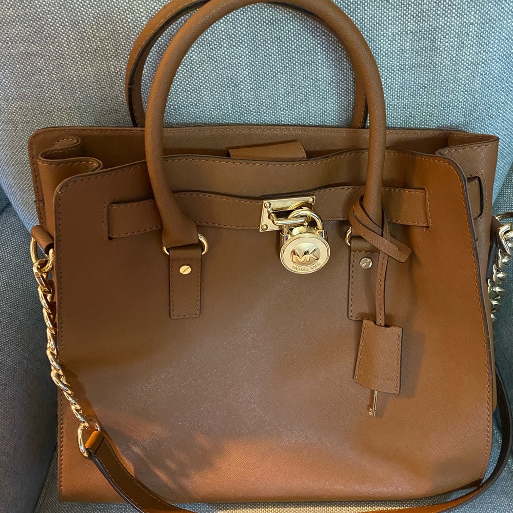 MICHAEL KORS LARGE HAMILTON SAFFIANO TOTE BAG